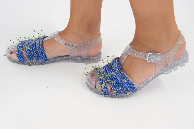 living loom sandals