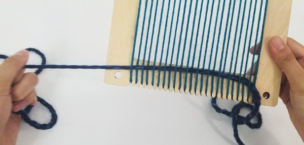 weaving with thick yarn