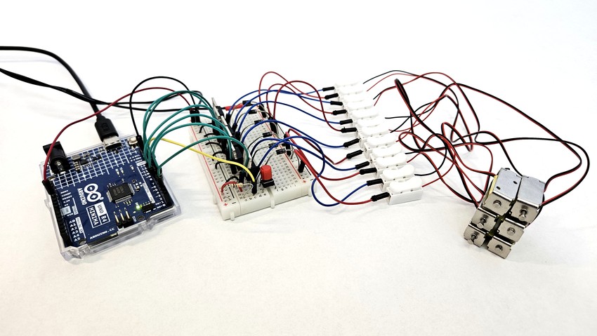 picture of refreshable braille display circuit
