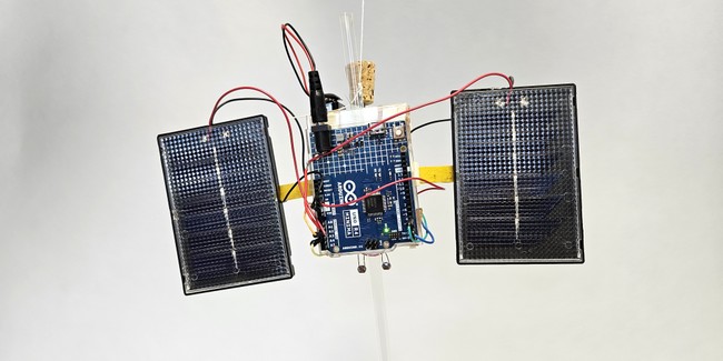 model Arduino satellite