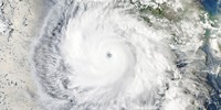 Explosive Intensification for Hurricane Polo