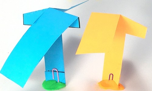  Picture of two paper helicopters 