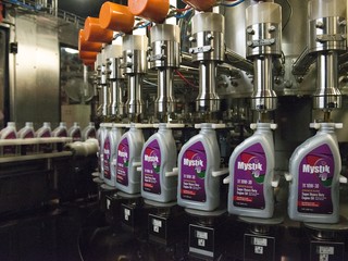 car oil additives for engine lubrication