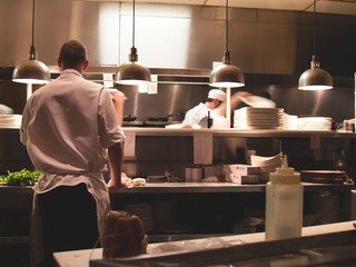 kitchen setting at restaurant 