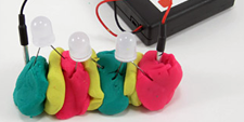 Squishy Circuits 